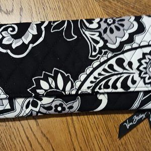 VERA BRADLEY PURSE AND WALLET